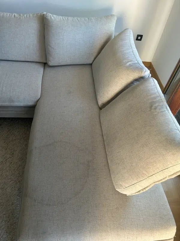 Drugi sedalni deo garniture pre dubinskog pranja